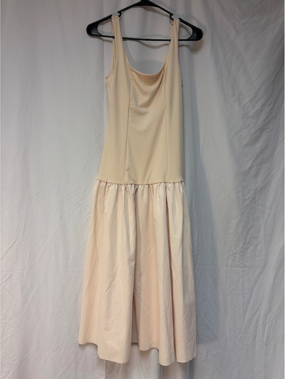Sleeveless Beige Two-Tone Long Dress with Gathered Waist